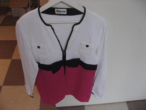 fuchsia roze /wit vest, Attitude, mt 46, klein vlekje, Kleding | Dames, Grote Maten, Zo goed als nieuw, Trui of Vest, Roze, Verzenden