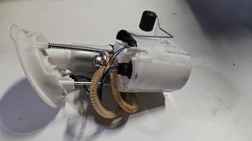 Brandstof pomp opvoerpomp benzinepomp in de tank BMW 1 / 2 / beschikbaar voor biedingen