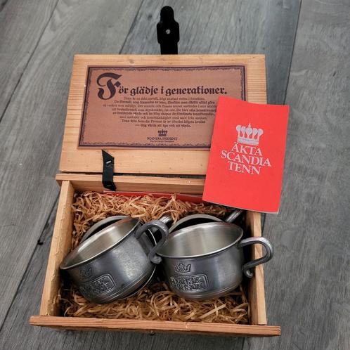 Scandia Tenn Zweedse Punsch Kopjes Set in Doos, Antiek en Kunst, Antiek | Tin, Ophalen