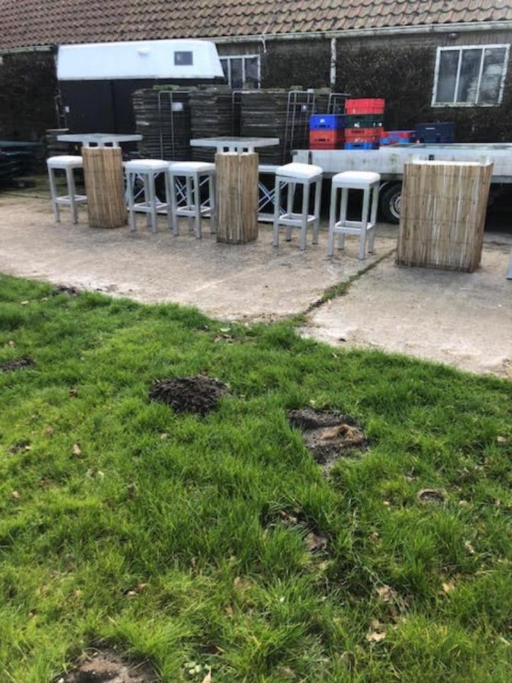 6 barkrukken en 7 statafels, Huis en Inrichting, Barkrukken, Gebruikt, 60 tot 90 cm, 5 krukken of meer, Ophalen