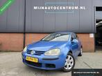 Volkswagen Golf 2.0 FSI Comfortline /NAP✔️/AIRCO❄️/A, Auto's, 65 €/maand, Stof, Gebruikt, Zwart