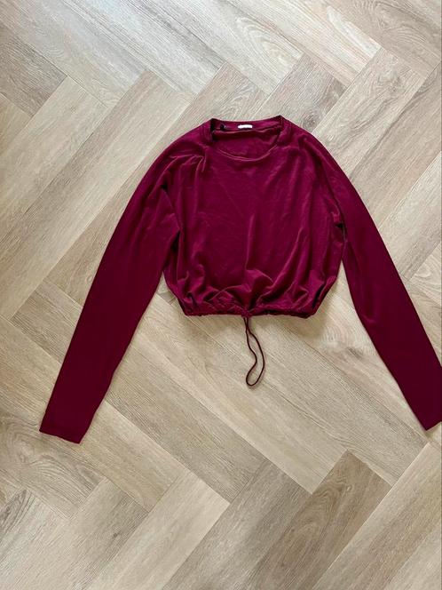 Gymshark top zo goed als nieuwe mooie kleur wijnrood, Kleding | Dames, Sportkleding, Zo goed als nieuw, Fitness of Aerobics, Maat 36 (S)