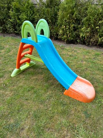 Feber Slide Max + water glijbaan beschikbaar voor biedingen