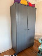 Robuuste grijze kledingkast met veel ruimte, Huis en Inrichting, Kasten | Kledingkasten, Ophalen, 100 tot 150 cm, 200 cm of meer