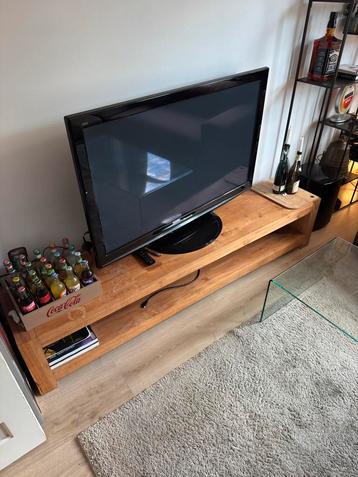 Houten TV Meubel - 200x40cm beschikbaar voor biedingen