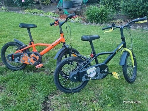B-TWIN ROBOT en DARKHERO 500, Fietsen en Brommers, Fietsen | Kinderfietsjes, Zo goed als nieuw, 20 inch of meer, Ophalen