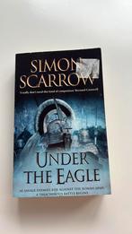 Simon Scarrow - Under The Eagle, Boeken, Ophalen of Verzenden, Zo goed als nieuw, Fictie, Simon Scarrow