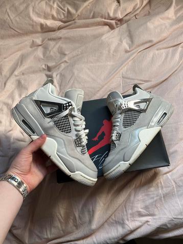 Jordan 4 frozen moments 42,5 beschikbaar voor biedingen