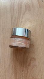 NIEUW! Clinique moisture surge creme 30ml, Sieraden, Tassen en Uiterlijk, Uiterlijk | Gezichtsverzorging, Ophalen, Zo goed als nieuw