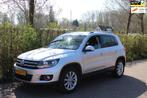 Volkswagen Tiguan 1.4 TSI Sport&Style *Navi *Keyless *Cruise, Euro 5, Zwart, 4 cilinders, Alcantara