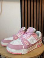 Louis Vuitton sneakers maat 39, Kleding | Dames, Schoenen, Louis Vuitton, Ophalen of Verzenden, Roze, Sneakers of Gympen
