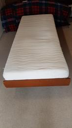 Bed JP SLAAPVLAKMAT. met matras en matrasbeschermer., Ophalen, Gebruikt, Eenpersoons, 190 cm of minder