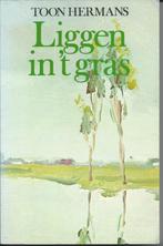 Toon Hermans - Liggen in 't gras, Boeken, Gedichten en Poëzie, Toon Hermans, Eén auteur, Ophalen of Verzenden, Zo goed als nieuw