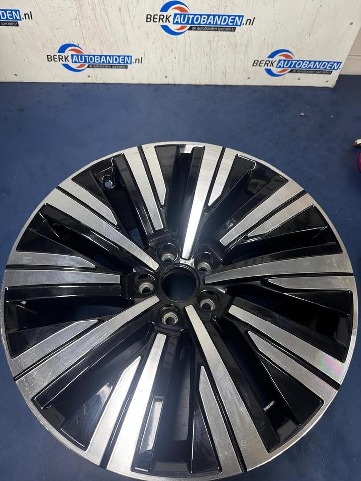 Originele 19 inch Volkswagen Touareg velgen 5x112x66.6 8.5J, Auto-onderdelen, Banden en Velgen, Velg(en), 19 inch, Personenwagen
