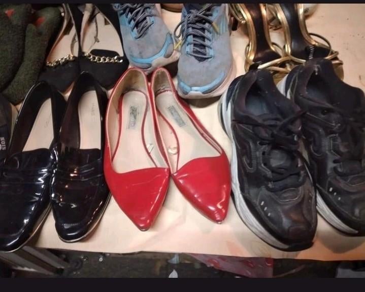 Partij schoenen: 2 per paar in een koop, Kleding | Dames, Schoenen, Ophalen of Verzenden, Gedragen, Zwart, Sneakers of Gympen