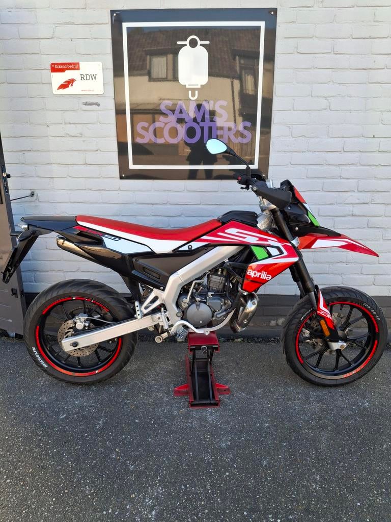 Aprilia SX 50 Factory (2020), Ophalen, 6 versnellingen, Gebruikt, Maximaal 45 km/u