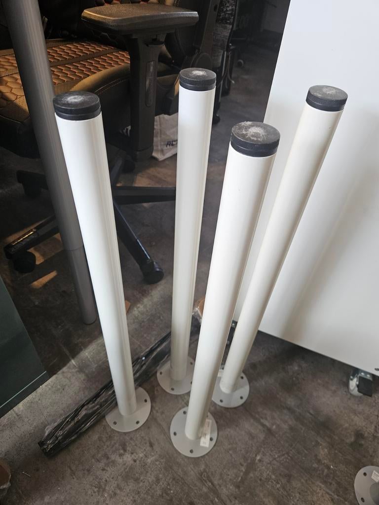 Bureaupoten ikea, 50 tot 100 cm, Rond, Zo goed als nieuw, 50 tot 100 cm