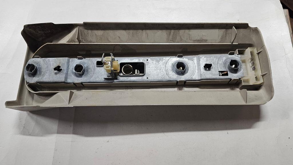 Achterlicht kap fitting -/- mist BMW 3 serie E30 type 1, Gebruikt, -, Ophalen of Verzenden, -