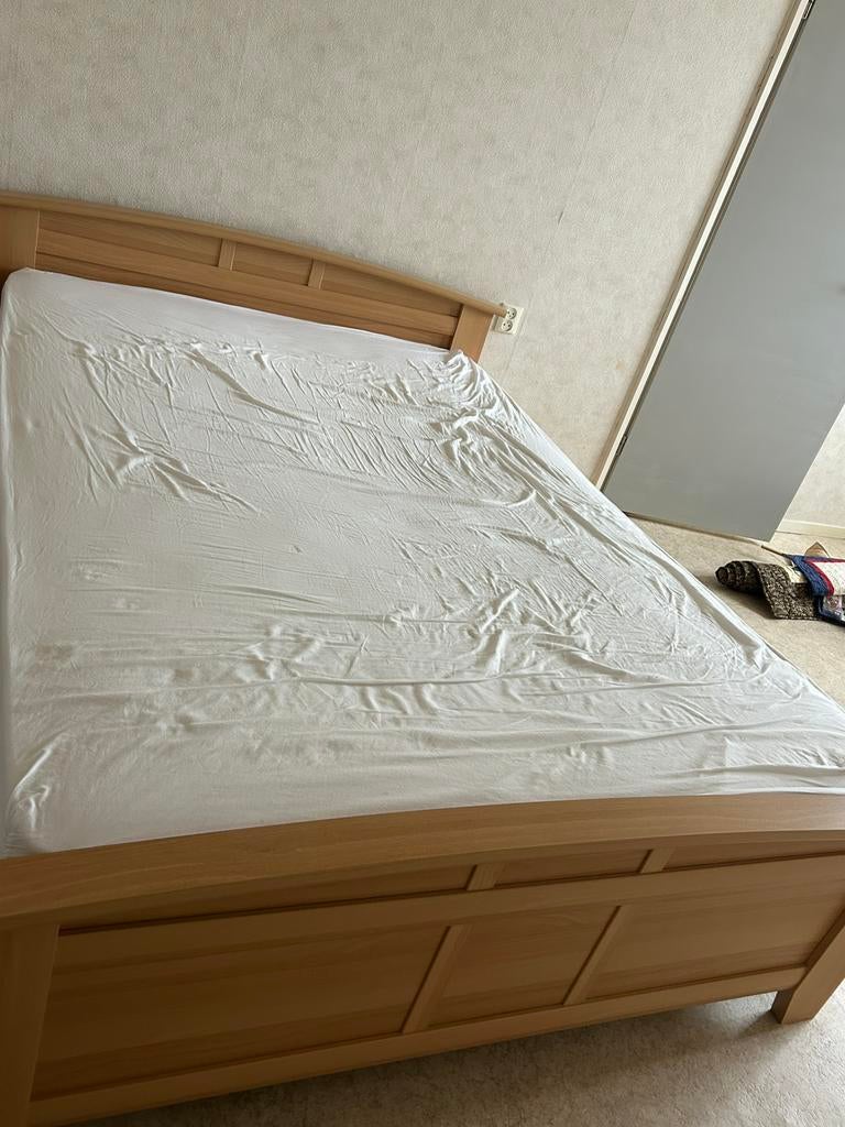 Bed 140x200, Ophalen, Gebruikt, Wit, Tweepersoons