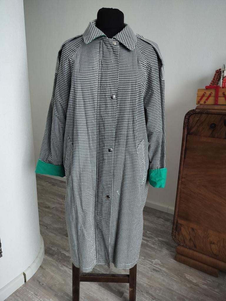 Vintage Trenchcoat. Pied de Poule, Kleding | Dames, Jassen | Zomer, Ophalen of Verzenden, Zo goed als nieuw, Maat 38/40 (M), Groen