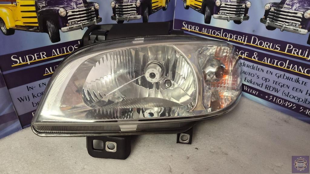 Seat Ibiza II (6K1) Koplamp links 6K1941031A, Gebruikt, Autovia A-2, Km 585 585
08760  Martorell, ES, Ophalen of Verzenden, SEAT S.A.