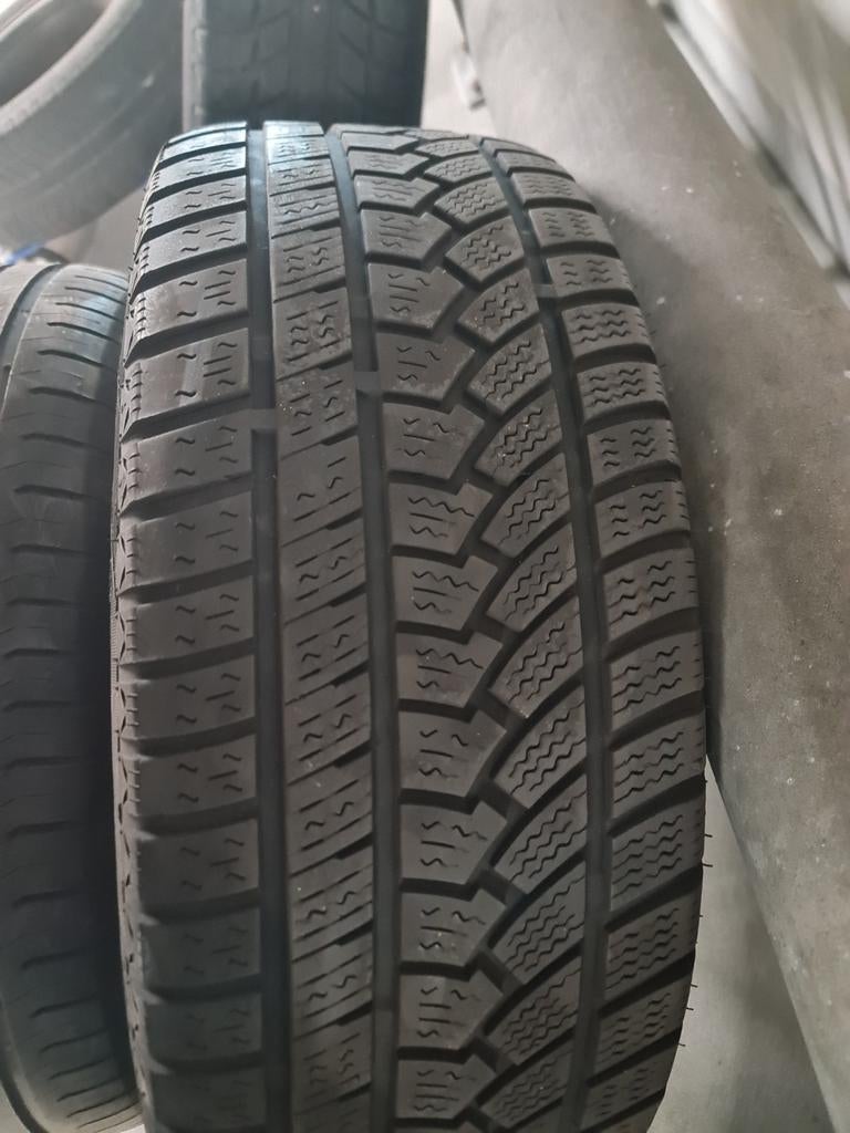 AEZ, autobanden: Winterbanden en 4-seizoenenbanden, Auto-onderdelen, Banden en Velgen, Overige, Gebruikt, Overige, Overige maten