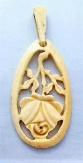 Antieke benen hanger roos, been (7278-744), Sieraden, Tassen en Uiterlijk, Antieke sieraden, Hanger, Overige materialen, Ophalen