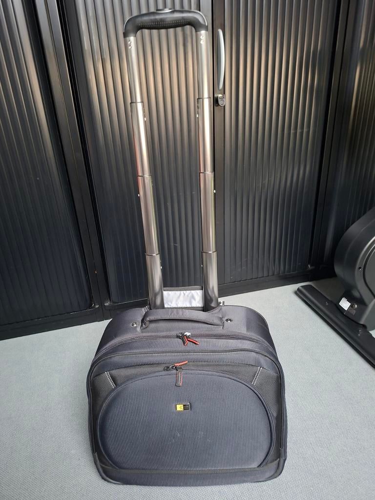 Case Logic KLR215 Laptoptrolley, 40 tot 60 cm, Wieltjes, 20 tot 30 cm, Zwart