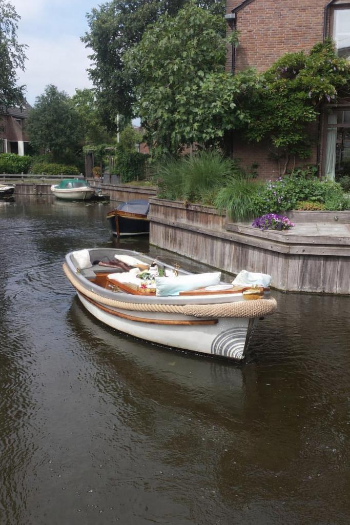 Cheverton Sloep 5.6 x 2.3 meter, Watersport en Boten, Sloepen, Gebruikt, Tot 10 pk, 3 tot 6 meter, Buitenboordmotor, Benzine, Polyester