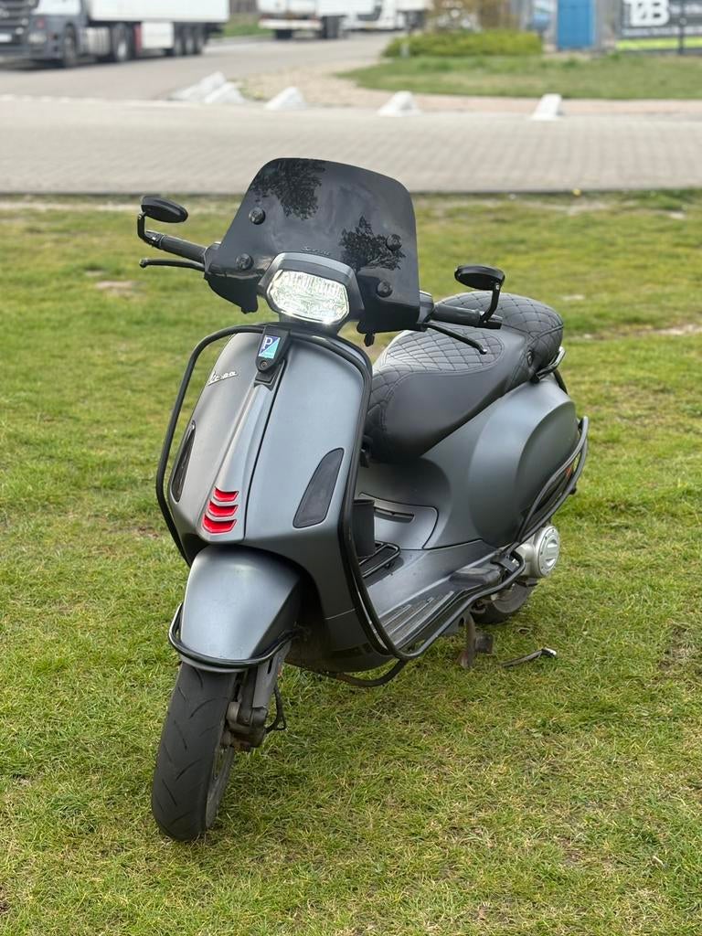 Vespa Sprint S 2019 65xx km, Fietsen en Brommers, Overige modellen, Ophalen of Verzenden, Zo goed als nieuw, Benzine
