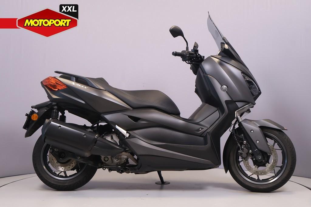 Yamaha X-MAX 300 (bj 2020), Motoren, Motoren | Yamaha, Scooter, Klantenservice@yamaha-motor.nl, Koolhovenlaan 101
1119 NC  Schiphol-Rijk, NL