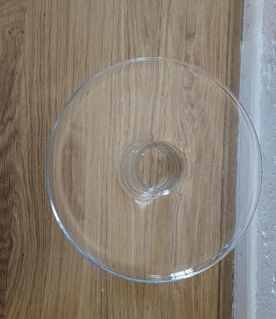 Glazen taart schaal op poot diameter 29 centimeter, Ophalen of Verzenden, Rond, Glas
