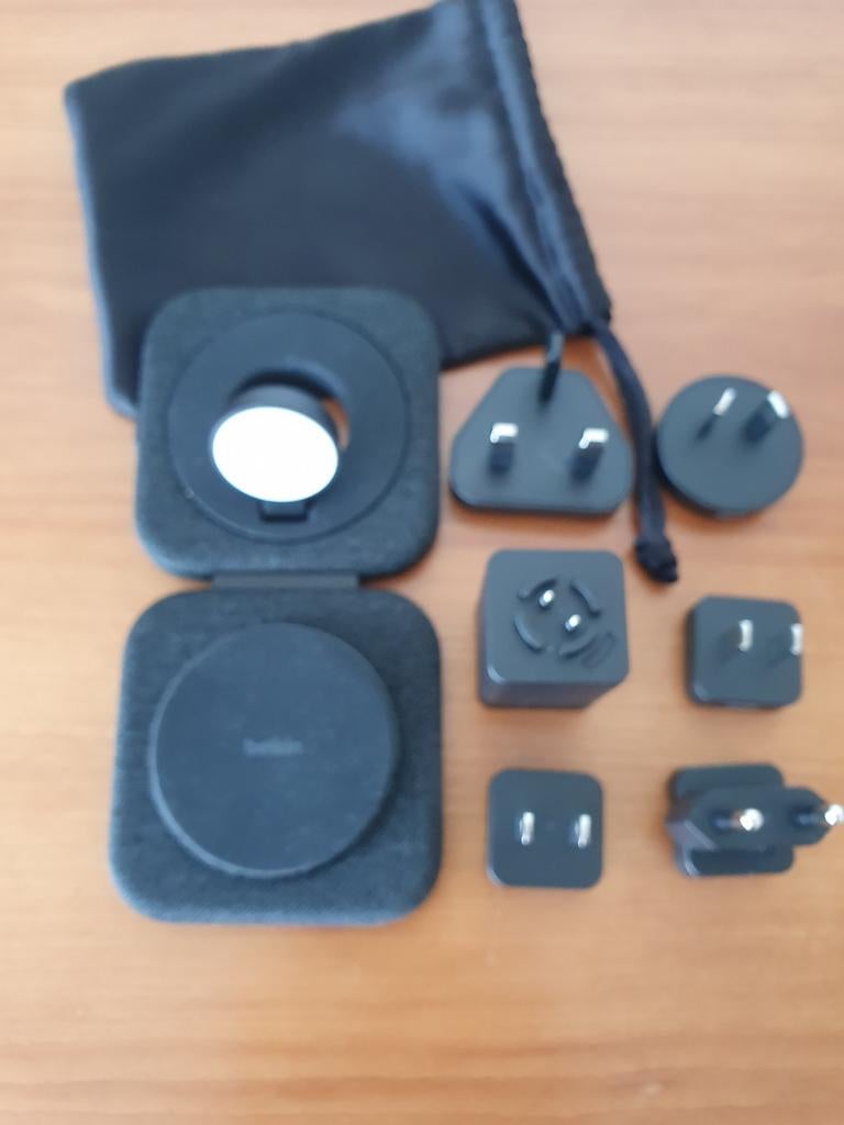 Belkin boostcharge pro 2- in 1 magnetisch oplaadstation, Ophalen of Verzenden, Nieuw