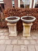 Twee zuilen met bakken, Ophalen, Gebruikt, Rond