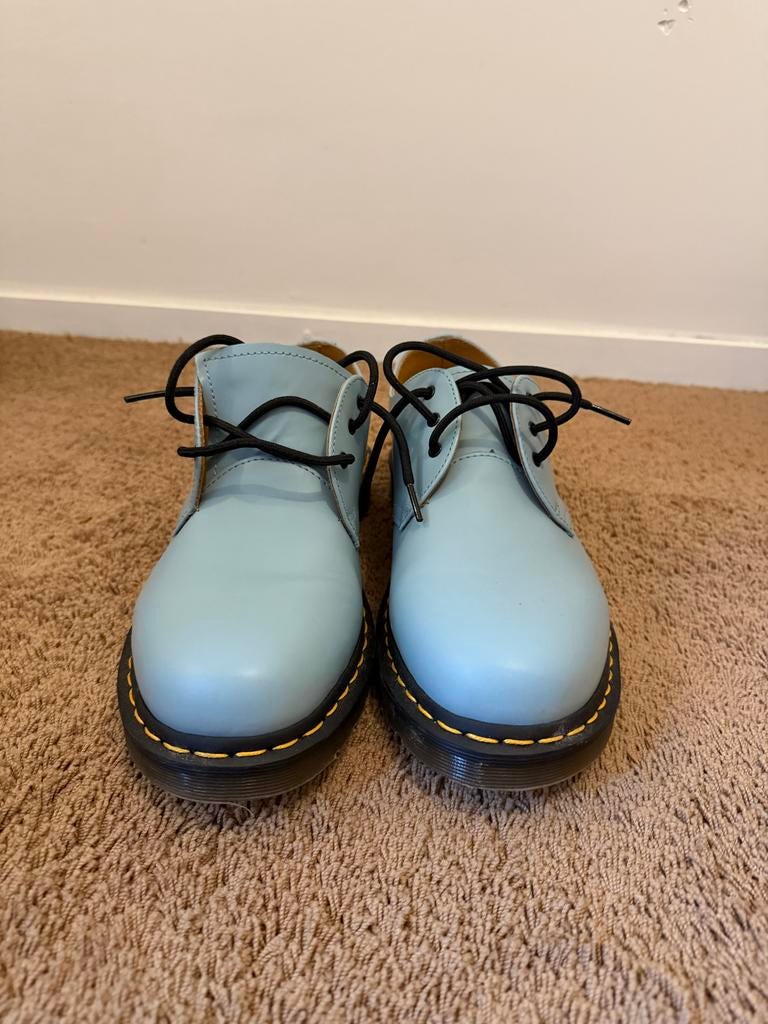 Dr. Martens 1461 Lichtblauw Schoenen Maat 44 - Nieuwstaat, Kleding | Heren, Schoenen, Ophalen of Verzenden, Zo goed als nieuw
