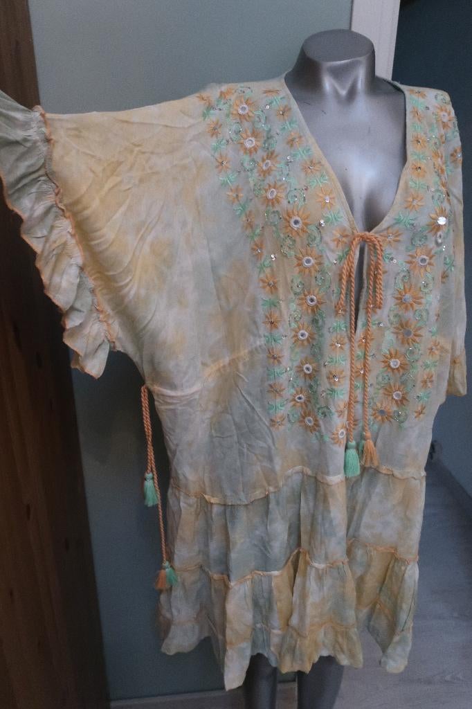 Sumitra nieuw tuniek/jurkje Ibiza stijl one size past altijd, Geel, Maat 46/48 (XL) of groter, Nieuw, Ophalen of Verzenden