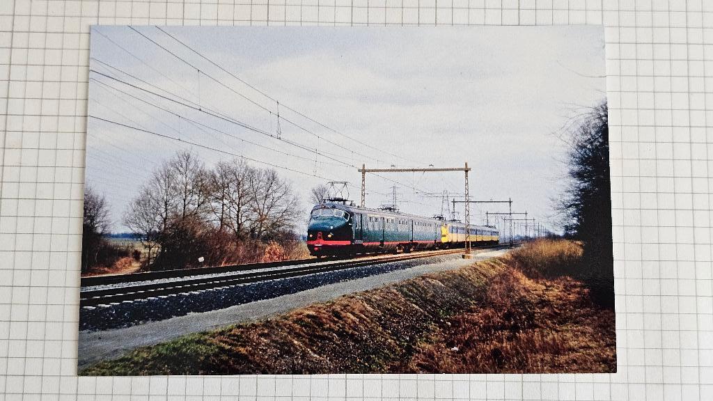 Foto TREIN NS Nederlandse Spoorwegen Mat 54 Hondekop, Verzamelen, Spoorwegen en Tramwegen, Verzenden, Gebruikt, Trein, Overige typen