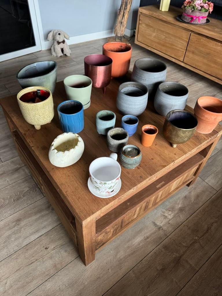 BLOEMPOTTEN/ZAKKEN/SCHAAL, Rond, Binnen, Ophalen of Verzenden, Zo goed als nieuw