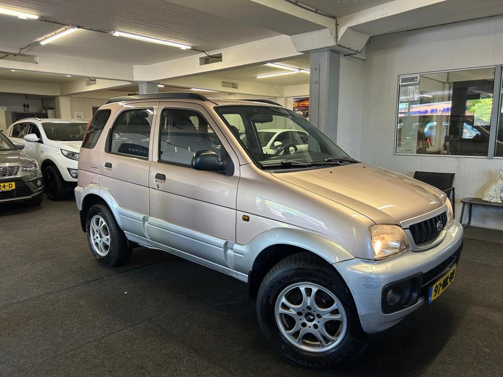Daihatsu Terios 1.3 DX *NAP*NL auto*Airco*NAVI (bj 2003), Auto's, Daihatsu, 400 kg, Bedrijf, Handgeschakeld, 1298 cc