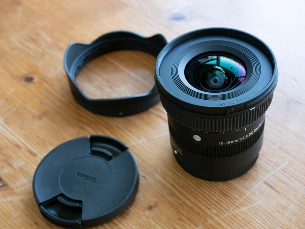 Sigma 10-18mm f/2.8 DC DN Contemporary E-mount, Audio, Tv en Foto, Fotografie | Lenzen en Objectieven, Ophalen of Verzenden, Zo goed als nieuw