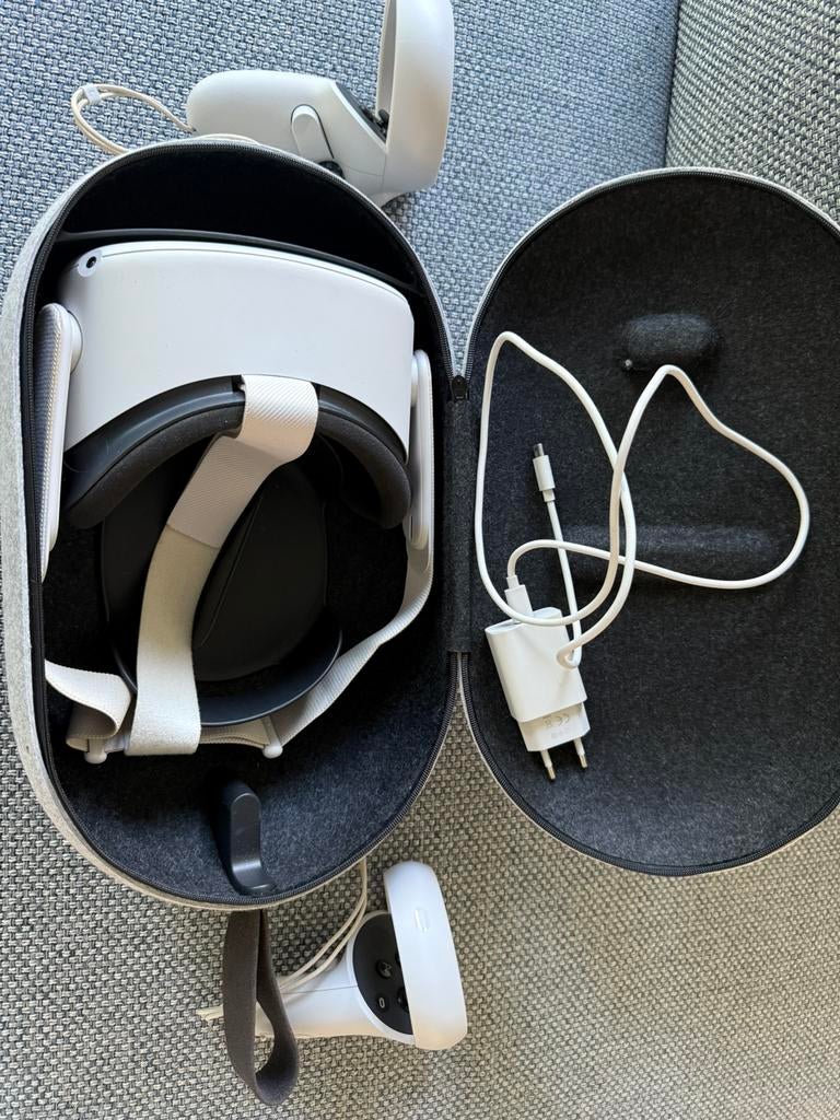 VR Oculus Quest 2, Spelcomputers en Games, Virtual Reality, Ophalen of Verzenden, Zo goed als nieuw, Overige platformen