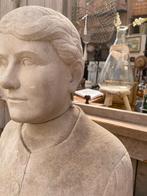 Kalkstenen beeld borstbeeld tweezijdig met gezichten, Ophalen