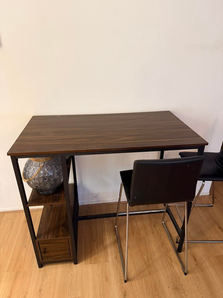 Leuke bar tafel, Huis en Inrichting, Ophalen of Verzenden, Zo goed als nieuw