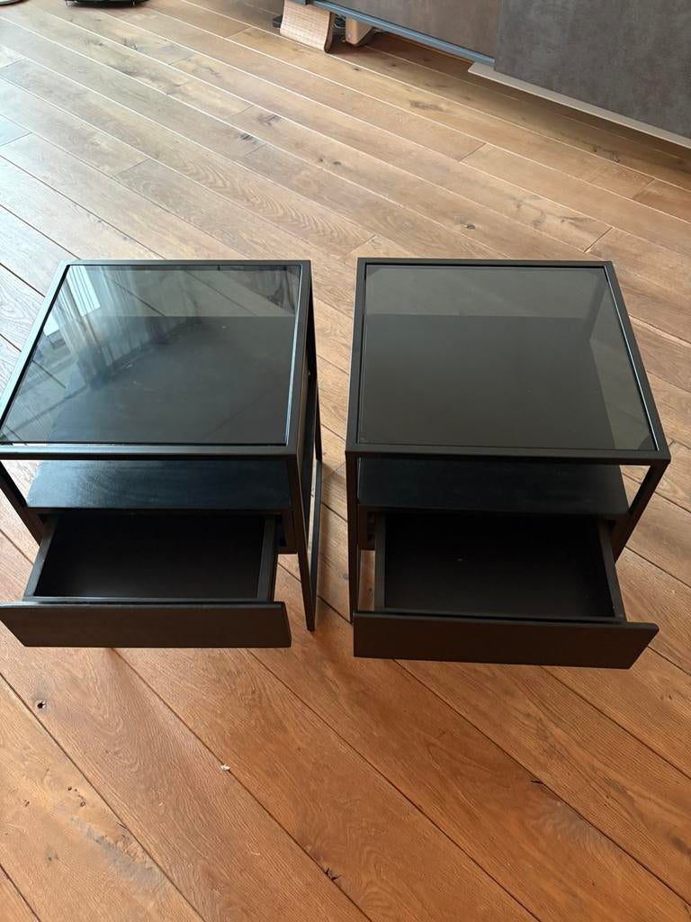 Nachtkastjes zwart (2 stuks) ijzer en hout, Ophalen, Minder dan 45 cm, Metaal of Aluminium, Zo goed als nieuw