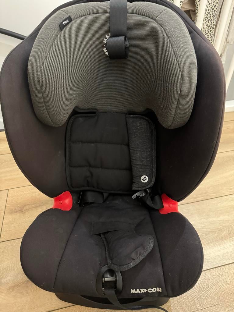 Maxi Cosi Titan Nomad Black autostoel, Kinderen en Baby's, Autostoeltjes, Ophalen, Autogordel of Isofix, Gebruikt, Verstelbare rugleuning