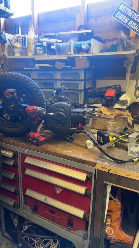 Hexagon 125cc blok plug n play, Fietsen en Brommers, Brommeronderdelen | Scooters, Zo goed als nieuw, Piaggio, Blok, Ophalen