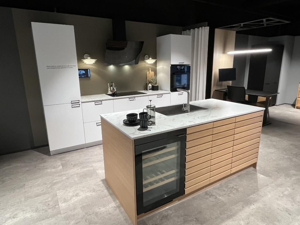 EILAND KEUKEN KVIK nieuw Type: Veda i.c.m. Cima, Ophalen, Overige kleuren, Overige typen, Nieuw