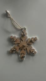 Sneeuwvlok hanger met belletjes, hout, zo goed als nieuw, Diversen, Kerst, Ophalen of Verzenden, Zo goed als nieuw