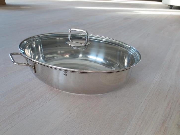 WMF Braadpan met glazen deksel ovaal, Huis en Inrichting, Keuken | Potten en Pannen, Zo goed als nieuw, Koekenpan of Braadpan