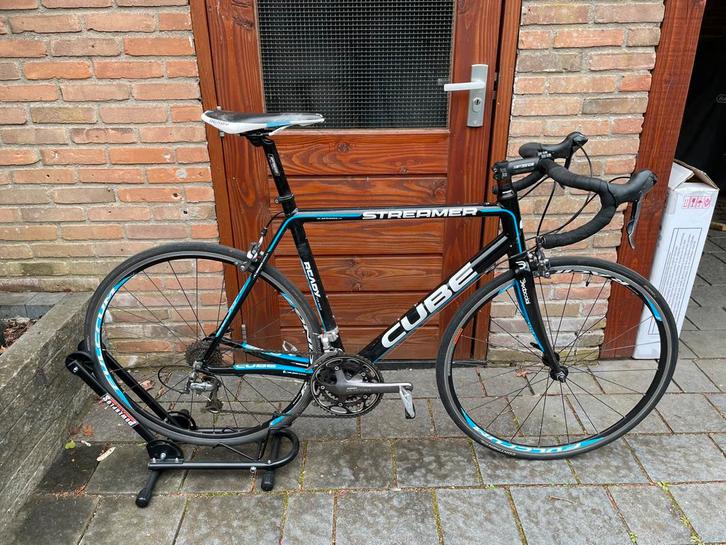 Cube racefiets, alles ultegra, carbon voorvork, wielrenfiets, Fietsen en Brommers, Fietsen | Racefietsen, Ophalen